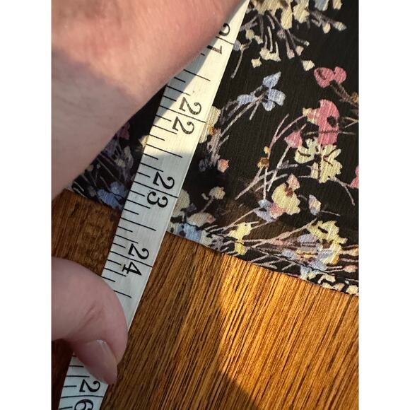 CeCe Women's Floral Print Ruffle Sleeve Blouse Black Size Small NWT Elegant Chic - Picture 10 of 10